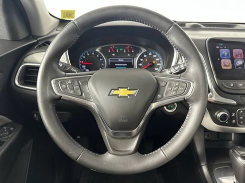Used 2018 Chevrolet Equinox LT w/ Sun & Infotainment Package FWD image 14