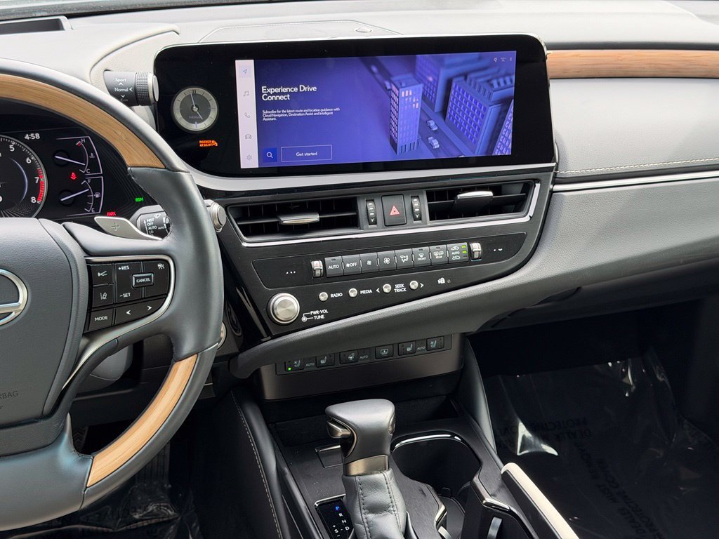 Used 2024 Lexus ES 350 w/ Technology Package FWD image 31