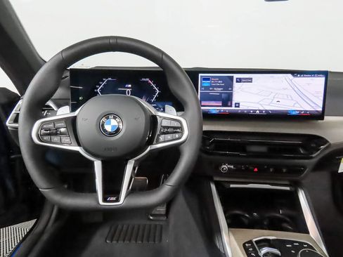 Used 2025 BMW 430i xDrive Convertible w/ M Sport Package AWD/4WD image 18