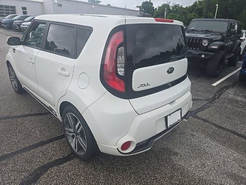 Used 2016 Kia Soul + w/ Soulful Package FWD image 5