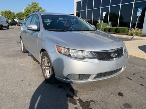 Used 2011 Kia Forte EX image 1