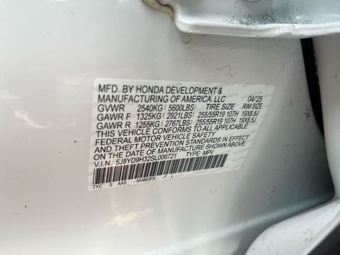 Used 2025 Acura MDX FWD image 36