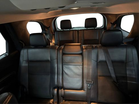 Used 2018 Dodge Durango GT image 35