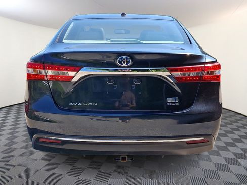Used 2015 Toyota Avalon XLE Premium FWD image 5