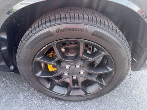 Used 2018 Dodge Challenger GT AWD/4WD image 27