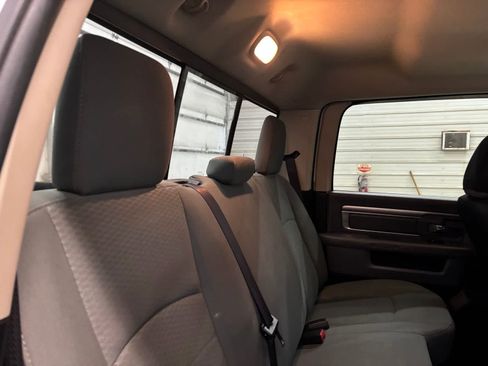 Used 2017 RAM 2500 SLT AWD/4WD image 32