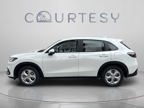 Certified 2024 Honda HR-V LX image 4