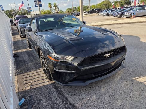 Used 2018 Ford Mustang Premium RWD image 2