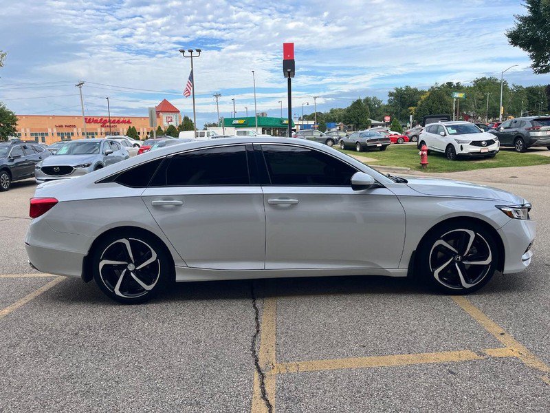 Used 2018 Honda Accord Sport image 5