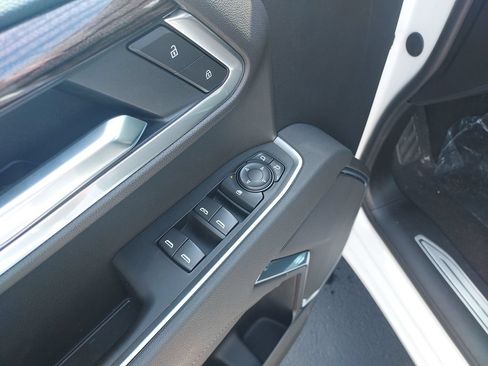 New 2026 Chevrolet Silverado 1500 LT AWD/4WD image 11