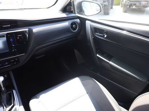 Used 2017 Toyota Corolla LE FWD image 20