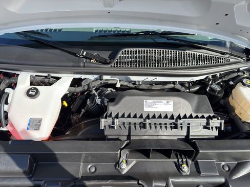 New 2025 Chevrolet Express 3500 w/ Driver Convenience Package image 21