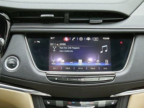 Used 2017 Cadillac XT5 Luxury w/ Driver Awareness Package image 30