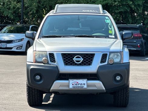 Used 2015 Nissan Xterra S w/ Value Package RWD image 9