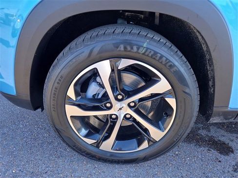 New 2026 Chevrolet Trax RS w/ Sunroof Package image 9