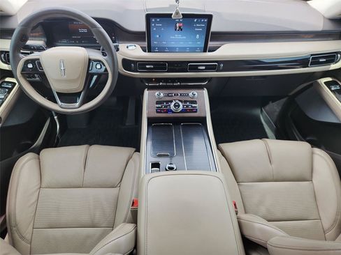 Used 2021 Lincoln Aviator Grand Touring w/ Equipment Group 301A AWD/4WD image 21
