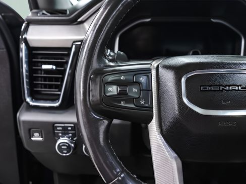 Used 2023 GMC Sierra 1500 Denali AWD/4WD image 11