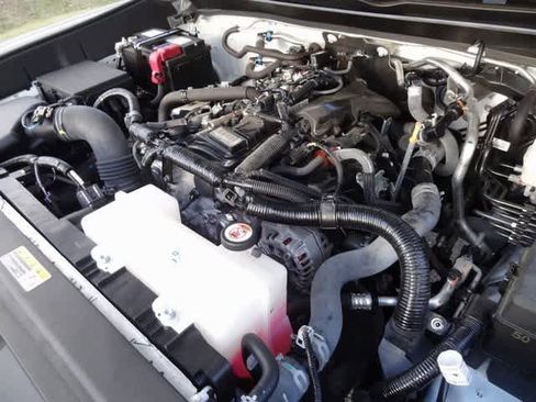 Used 2024 Toyota Tacoma SR image 37