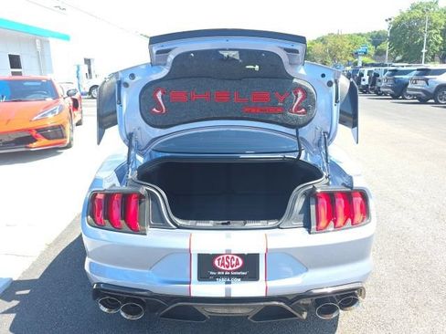 Used 2022 Ford Mustang Shelby GT500 w/ Technology Package RWD image 30