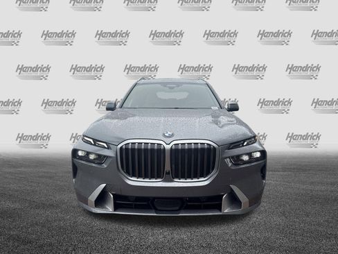 Used 2026 BMW X7 xDrive40i AWD/4WD image 3