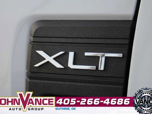 Used 2022 Ford Maverick XLT image 6