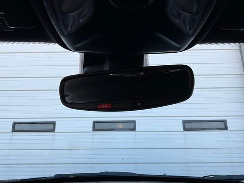 Used 2025 Jeep Compass Trailhawk image 17