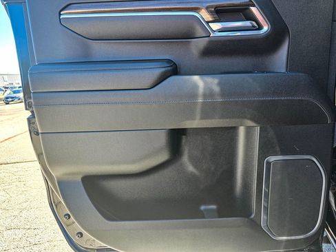 Used 2023 Chevrolet Silverado 1500 LT Trail Boss image 30