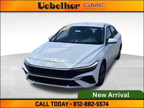 Used 2024 Hyundai Elantra SEL FWD image 10