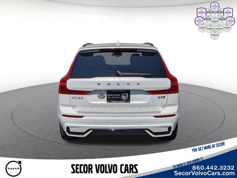 Certified 2024 Volvo XC60 B5 Plus w/ Protection Package Premier AWD/4WD image 8