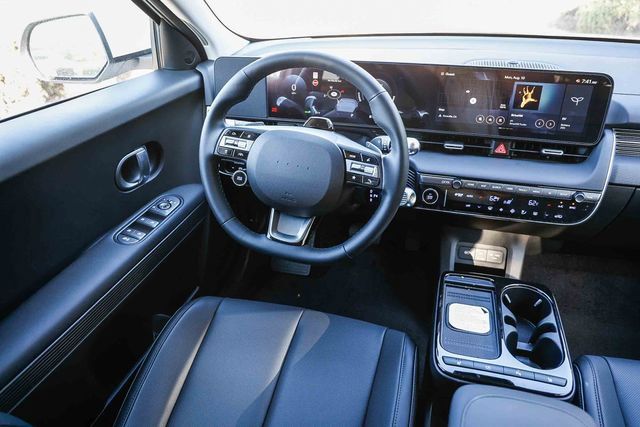 New 2026 Hyundai Ioniq 5 SEL RWD image 17