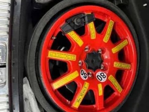 Used 2018 Porsche Cayenne Platinum Edition image 57