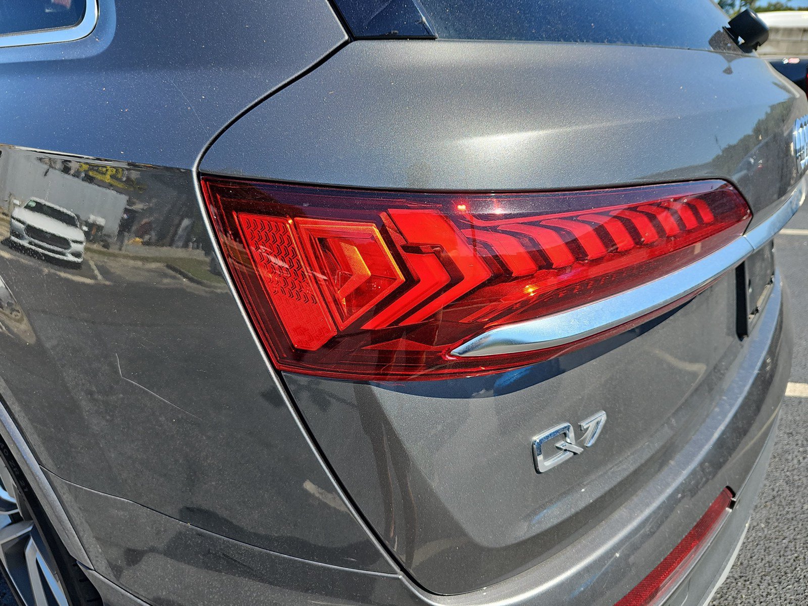 Used 2020 Audi Q7 3.0T Prestige AWD/4WD image 35