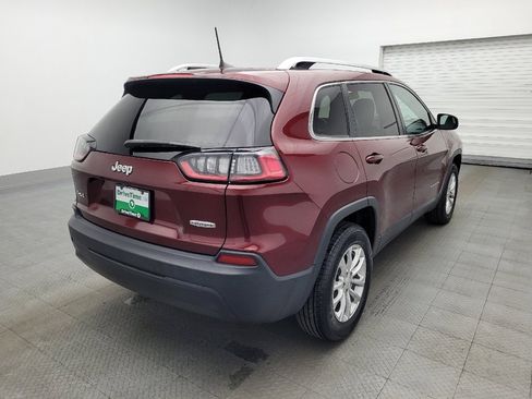 Used 2019 Jeep Cherokee Latitude w/ Cold Weather Group image 9