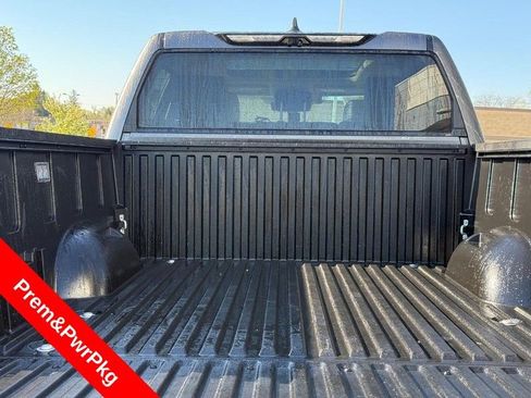 Used 2024 Toyota Tundra Limited AWD/4WD image 9