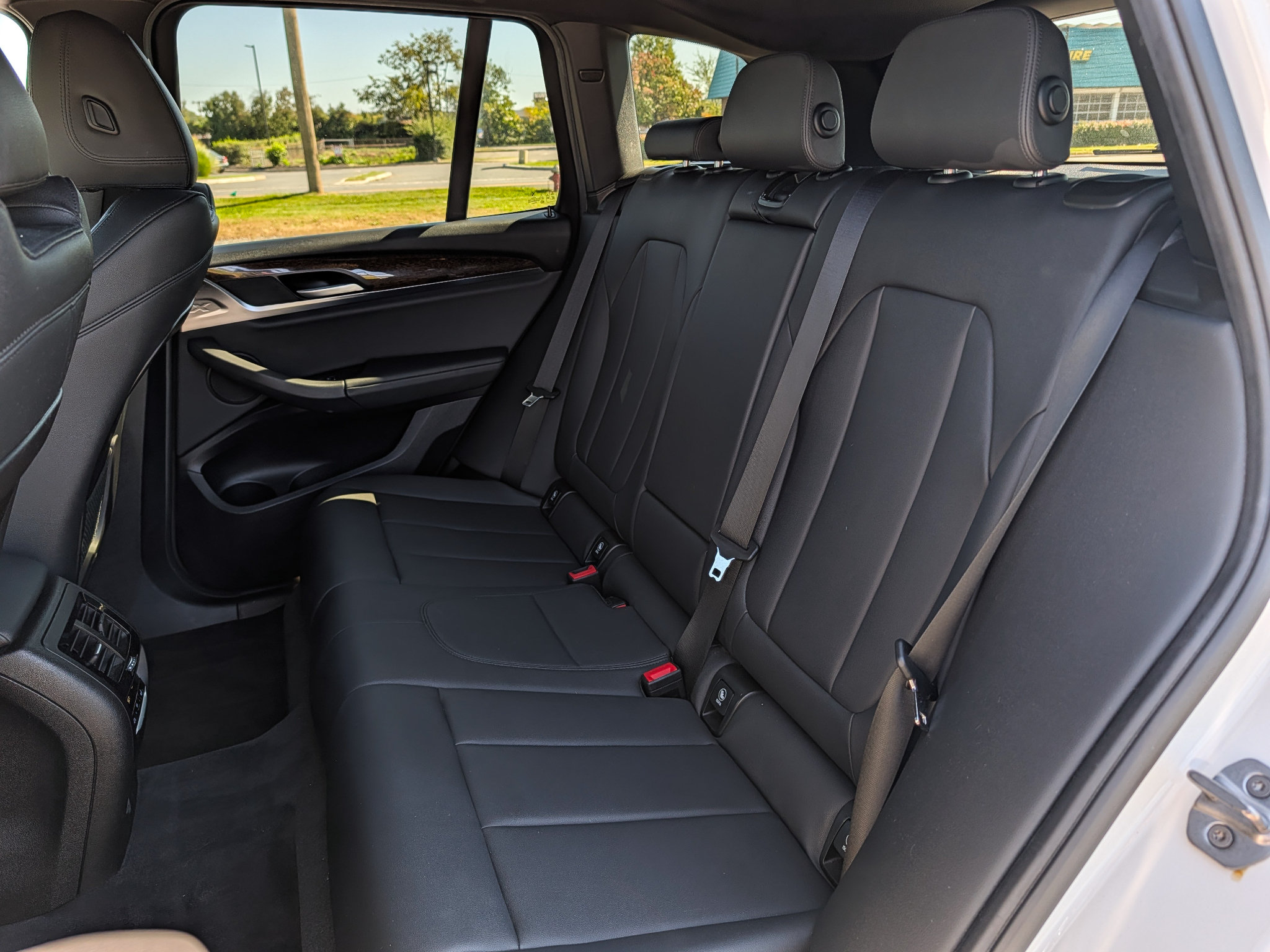 Used 2019 BMW X3 xDrive30i w/ Driving Assistance Package AWD/4WD image 18