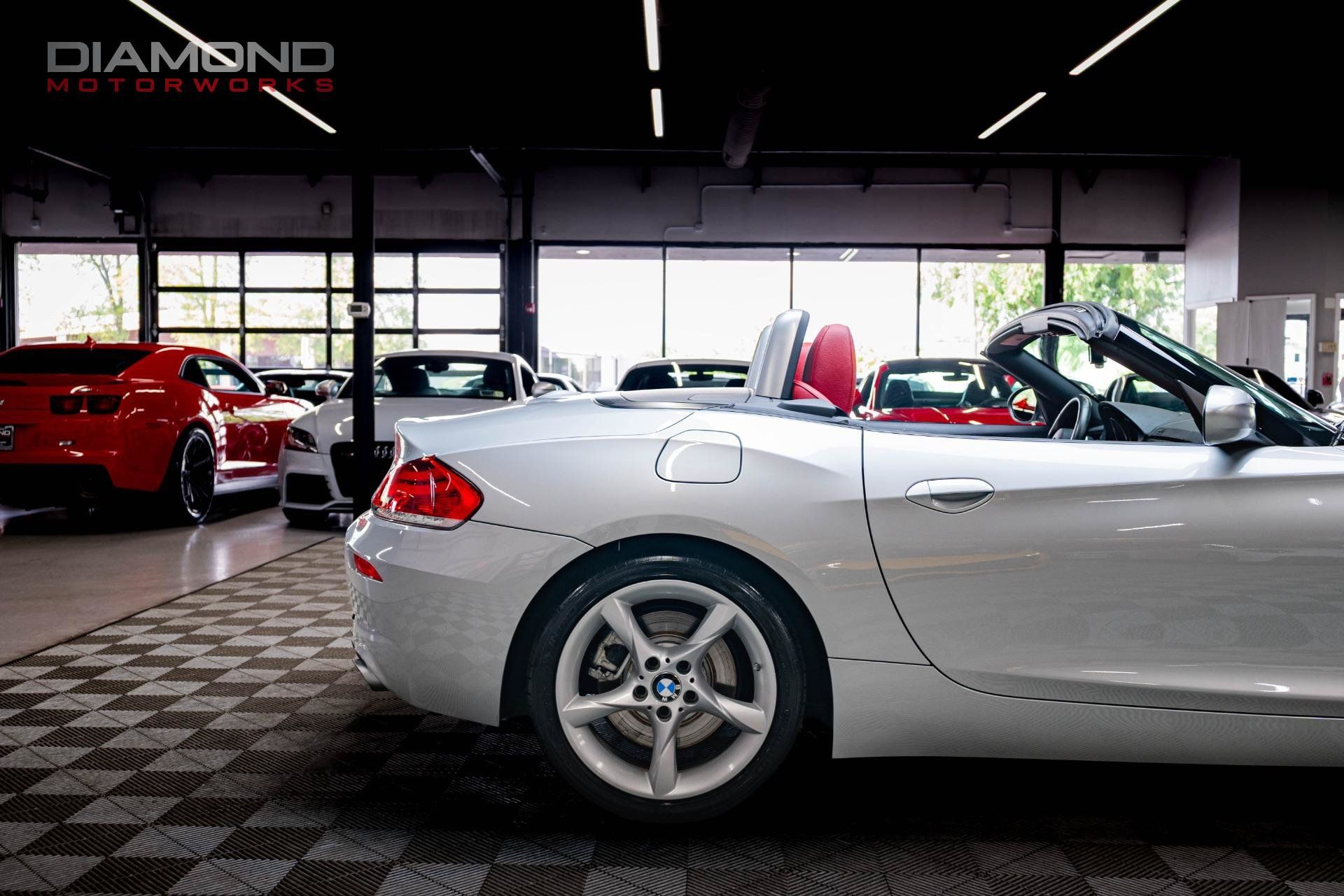 Used 2015 BMW Z4 sDrive35is RWD image 26