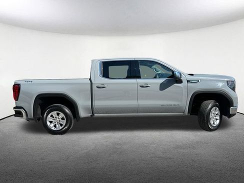 Used 2025 GMC Sierra 1500 SLE w/ Preferred Package AWD/4WD image 15