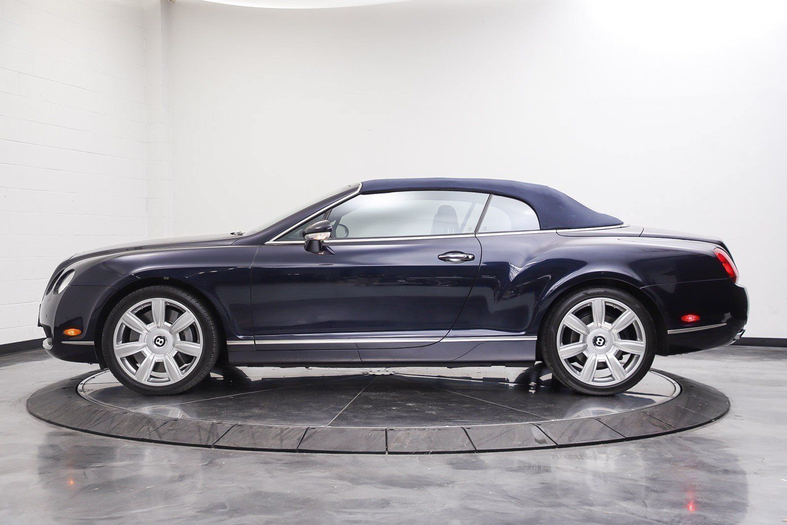 Used 2008 Bentley Continental GTC AWD/4WD image 10