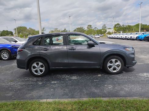 Used 2023 Honda HR-V LX image 3