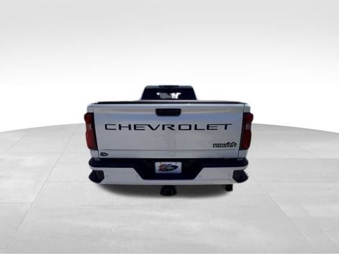Used 2024 Chevrolet Silverado 3500 High Country w/ High Country Premium Package AWD/4WD image 5
