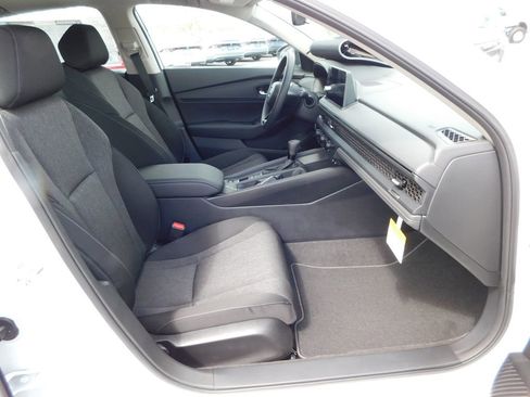 New 2026 Honda Accord SE image 18