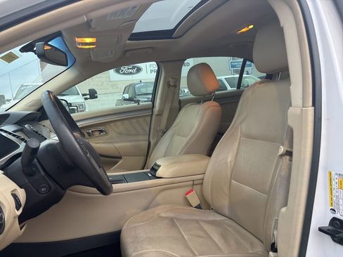 Used 2015 Ford Taurus SEL w/ Equipment Group 201A image 9
