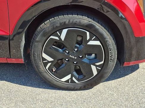 Used 2023 Kia Niro Wind FWD image 10