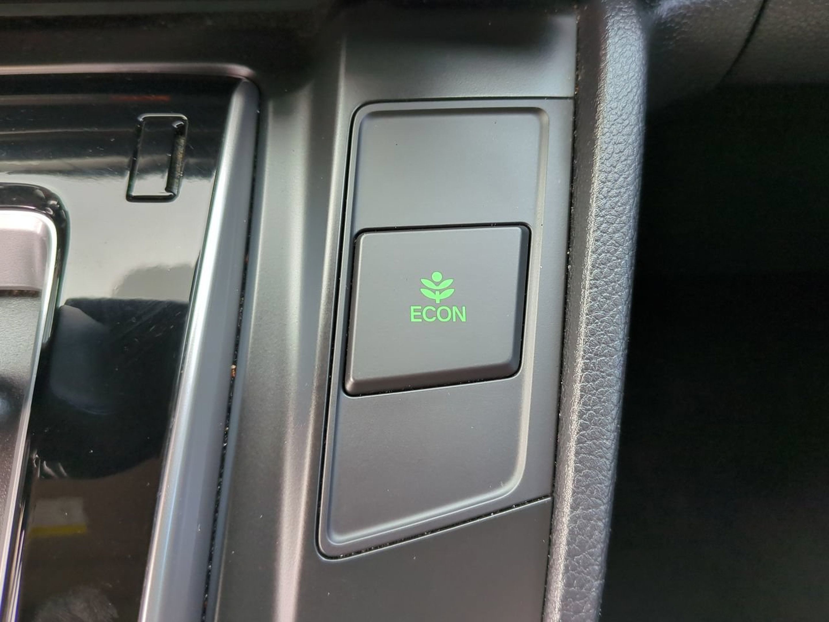Certified 2017 Honda CR-V Touring image 27