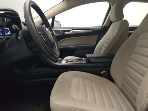 Used 2018 Ford Fusion S FWD image 17