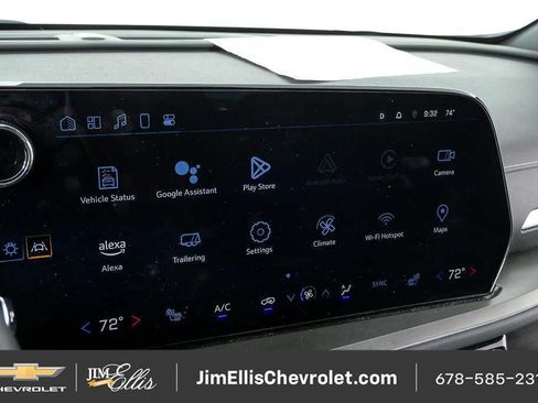 Certified 2025 Chevrolet Traverse LT FWD image 23