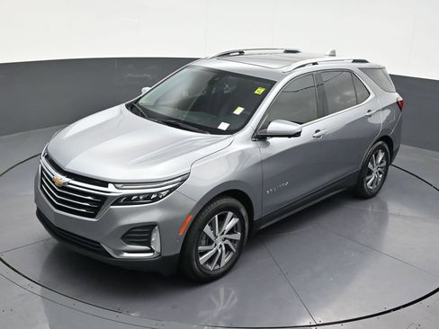 Used 2023 Chevrolet Equinox Premier FWD image 17