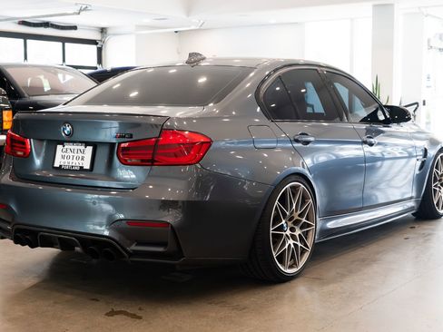 Used 2017 BMW M3 RWD image 4
