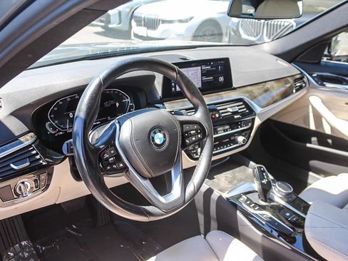 Used 2020 BMW 530e xDrive AWD/4WD image 16