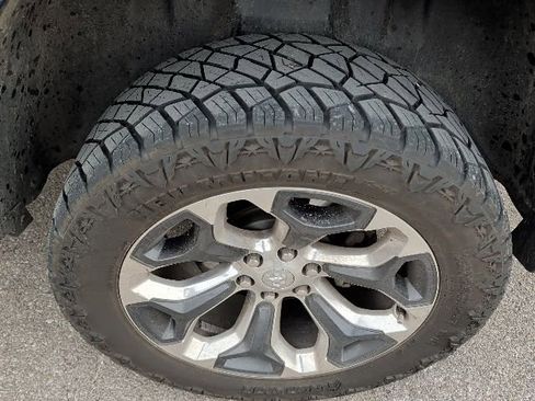 Used 2021 RAM 1500 Limited image 4